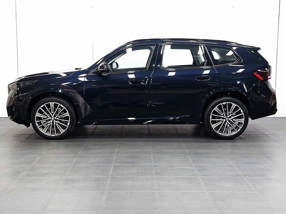 2026 BMW X1 Long 25Li xDrive III (U11/U12), чёрный, 6100000 рублей - вид 27