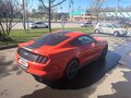 2016 Ford Mustang VI, оранжевый, 2500000 рублей - вид 7