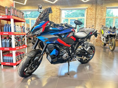 2025 BMW M 1000 XR, чёрный, 3890000 рублей, вид 1
