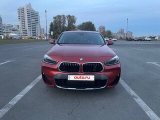 2020 BMW X2 sDrive18i I (F39), красный, 2940000 рублей, вид 2