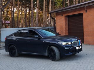 2020 BMW X6 30d III (G06), чёрный, 7900000 рублей, вид 3
