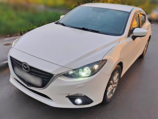 2013 Mazda 3 III (BM), белый, 1000000 рублей, вид 2