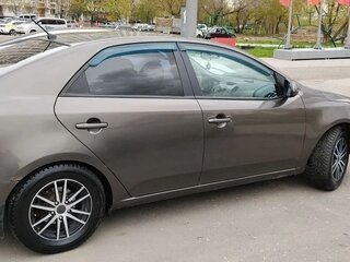 2011 Kia Cerato 4-speed II, золотистый, 500000 рублей, вид 3