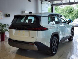 2025 Toyota RAV4 VI (XA60), белый, 4150000 рублей, вид 5