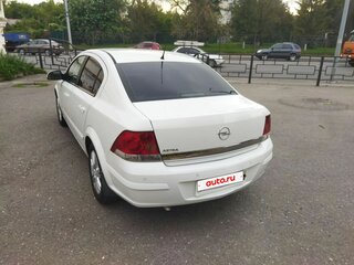 2012 Opel Astra H Рестайлинг, белый, 600000 рублей, вид 3