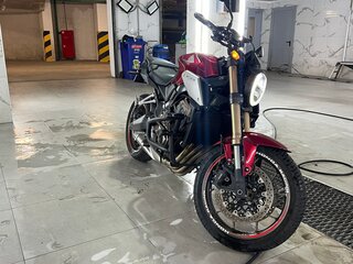 2020 Honda CB 650R, красный, 770000 рублей, вид 4