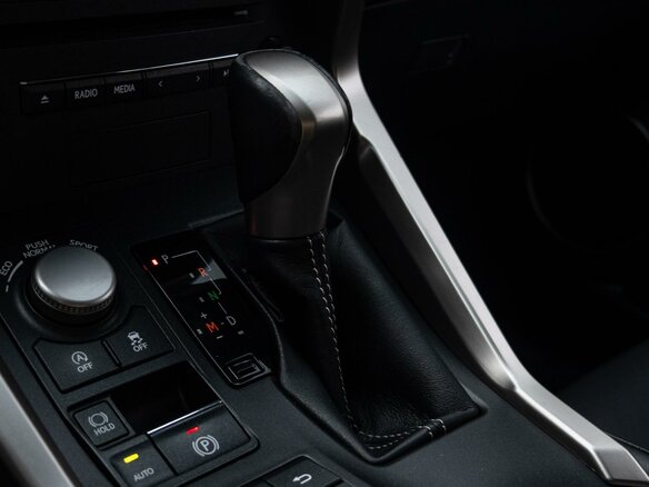 2016 Lexus NX 200 I, серый, 2550000 рублей - вид 14
