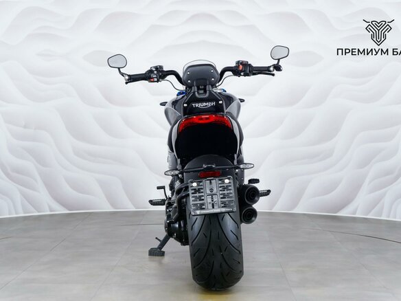 2026 Triumph Rocket 3, чёрный, 3299000 рублей - вид 6