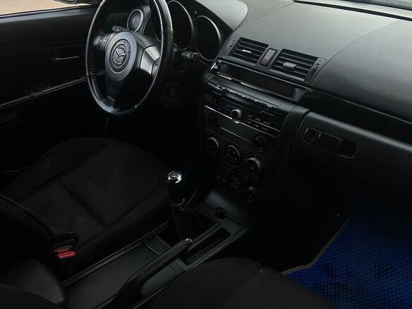 2006 Mazda 3 I (BK) Рестайлинг, чёрный, 300000 рублей - вид 1