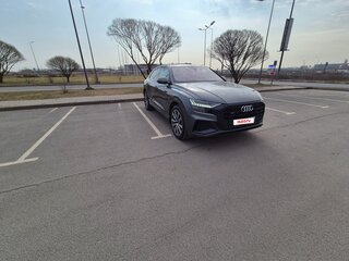 2019 Audi Q8 45 TDI I (4M), серый, 5900000 рублей, вид 2