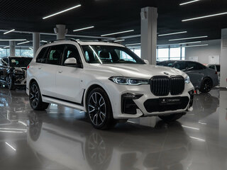 2020 BMW X7 30d I (G07), белый, 7750000 рублей, вид 2