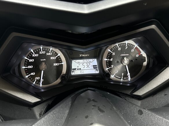 2015 Yamaha TMAX, чёрный, 730000 рублей - вид 10