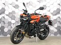 2025 Triumph Street Triple, оранжевый, 1289000 рублей - вид 1