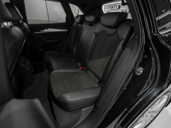 2020 Audi Q5 II (FY), чёрный, 3075000 рублей - вид 16