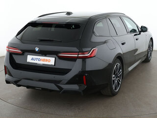 2024 BMW 5 серии 520d VIII (G60/G61/G68), чёрный, 5980000 рублей, вид 5
