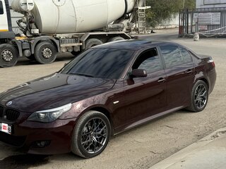 2007 BMW 5 серии 530xi V (E60/E61) Рестайлинг, красный, 1350000 рублей, вид 2