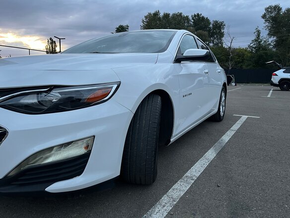 2020 Chevrolet Malibu IX Рестайлинг, белый, 1350000 рублей - вид 9