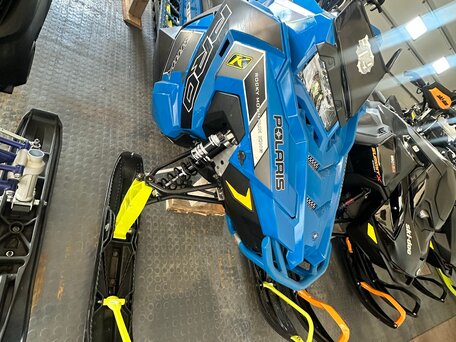 2017 Polaris 800 PRO-RMK, синий, 850000 рублей, вид 3