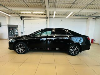 2016 Toyota Camry VII (XV50) Рестайлинг, чёрный, 2749900 рублей, вид 3