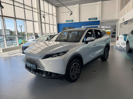 Omoda C7