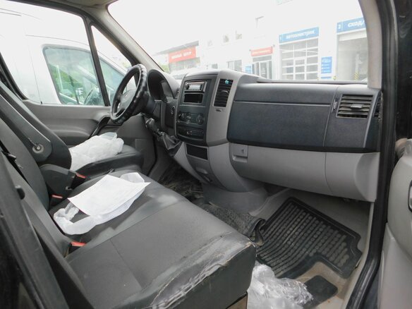 2010 Mercedes-Benz Sprinter, чёрный, 340000 рублей - вид 3