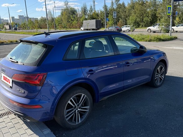 2021 Audi Q5 L 45 TFSI II (FY) Рестайлинг, синий, 1900000 рублей - вид 3