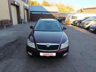 2011 Skoda Octavia Czech market II (A5) Рестайлинг, пурпурный, 820000 рублей, вид 4