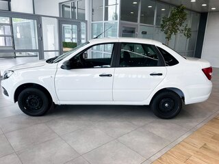 2026 Lada (ВАЗ) Granta I Рестайлинг, белый, 850000 рублей, вид 2