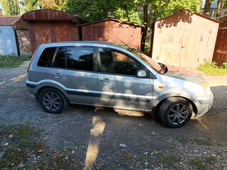 2007 Ford Fusion I Рестайлинг, серебристый, 500000 рублей, вид 3
