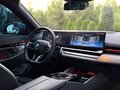 2024 BMW 5 серии 520i VIII (G60/G61/G68), серый - вид 6