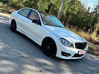 2011 Mercedes-Benz C-Класс 180 BlueEFFICIENCY III (W204), белый, 1630000 рублей, вид 1