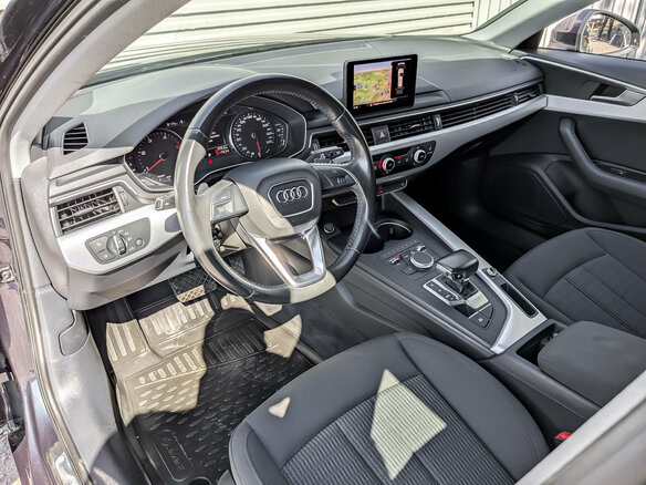 2018 Audi A4 V (B9), синий, 1530000 рублей - вид 15