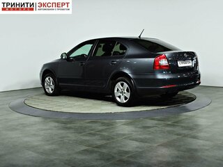 2011 Skoda Octavia II (A5) Рестайлинг, серый, 735000 рублей, вид 4