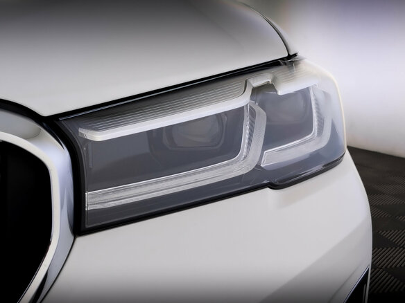 2021 BMW 5 серии 530i xDrive VII (G30/G31/G38) Рестайлинг, белый - вид 16