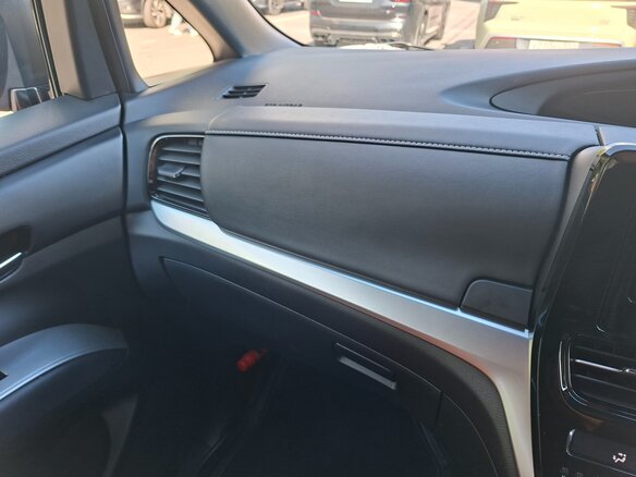 2016 Toyota Estima III Рестайлинг 3, красный, 2880000 рублей - вид 14