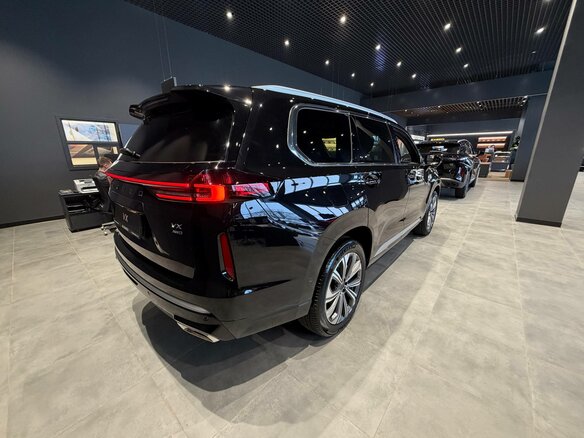 2024 Exeed VX I Рестайлинг, чёрный, 5530000 рублей - вид 4