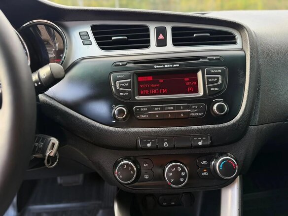 2014 Kia Ceed II, серый, 1200000 рублей - вид 13