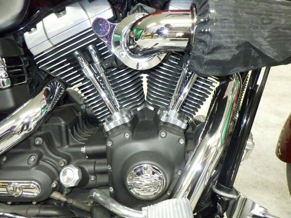 2009 Harley-Davidson Fat Bob, красный, 715000 рублей - вид 6