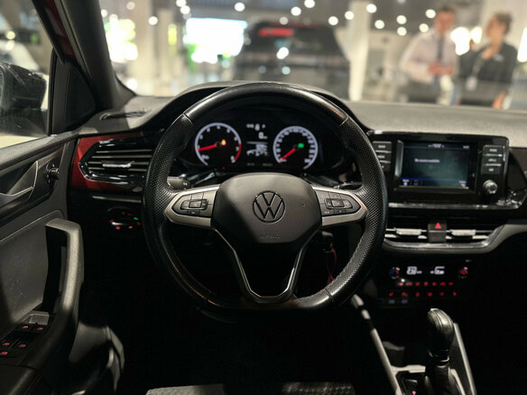 2021 Volkswagen Polo VI, красный - вид 12