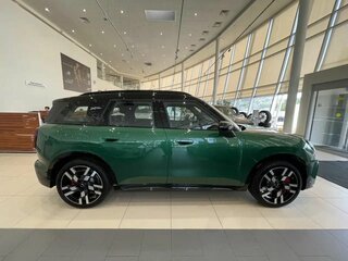 2024 Mini Countryman JCW John Cooper Works III, зелёный, 7600000 рублей, вид 3