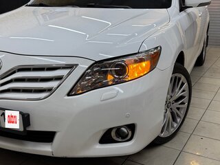 2010 Toyota Camry VI (XV40) Рестайлинг, белый, 1350000 рублей, вид 3