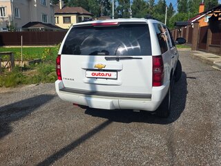 2013 Chevrolet Tahoe 6AT III, белый, 1730000 рублей, вид 5