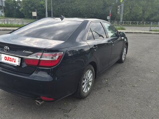 2017 Toyota Camry VII (XV50) Рестайлинг 2, чёрный, 1950000 рублей, вид 2