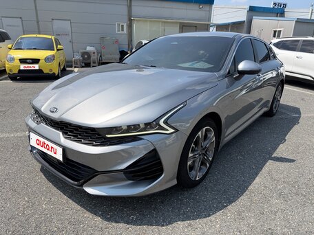 Kia K5 III