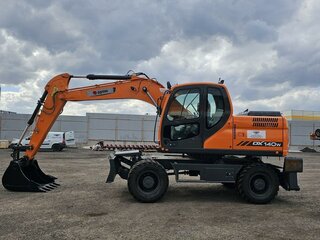 2026 Doosan DX140W, оранжевый, 19098000 рублей, вид 1