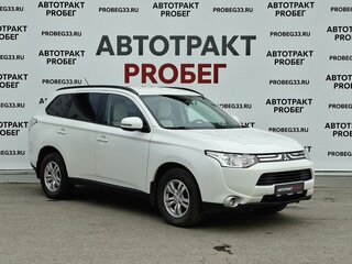 2012 Mitsubishi Outlander III, белый, 1145000 рублей, вид 3