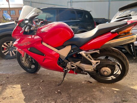 2002 Honda VFR 800, красный, 350000 рублей, вид 4