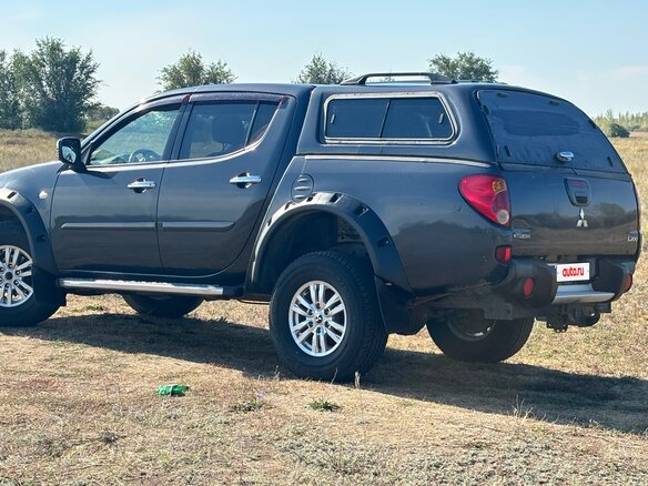 2011 Mitsubishi L200 IV, серый, 1200000 рублей - вид 14