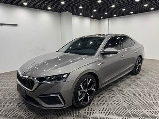 2022 Skoda Octavia IV (A8), серый, 2065000 рублей, вид 1