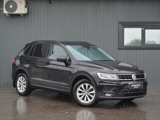 2020 Volkswagen Tiguan II, чёрный, 2379999 рублей, вид 4